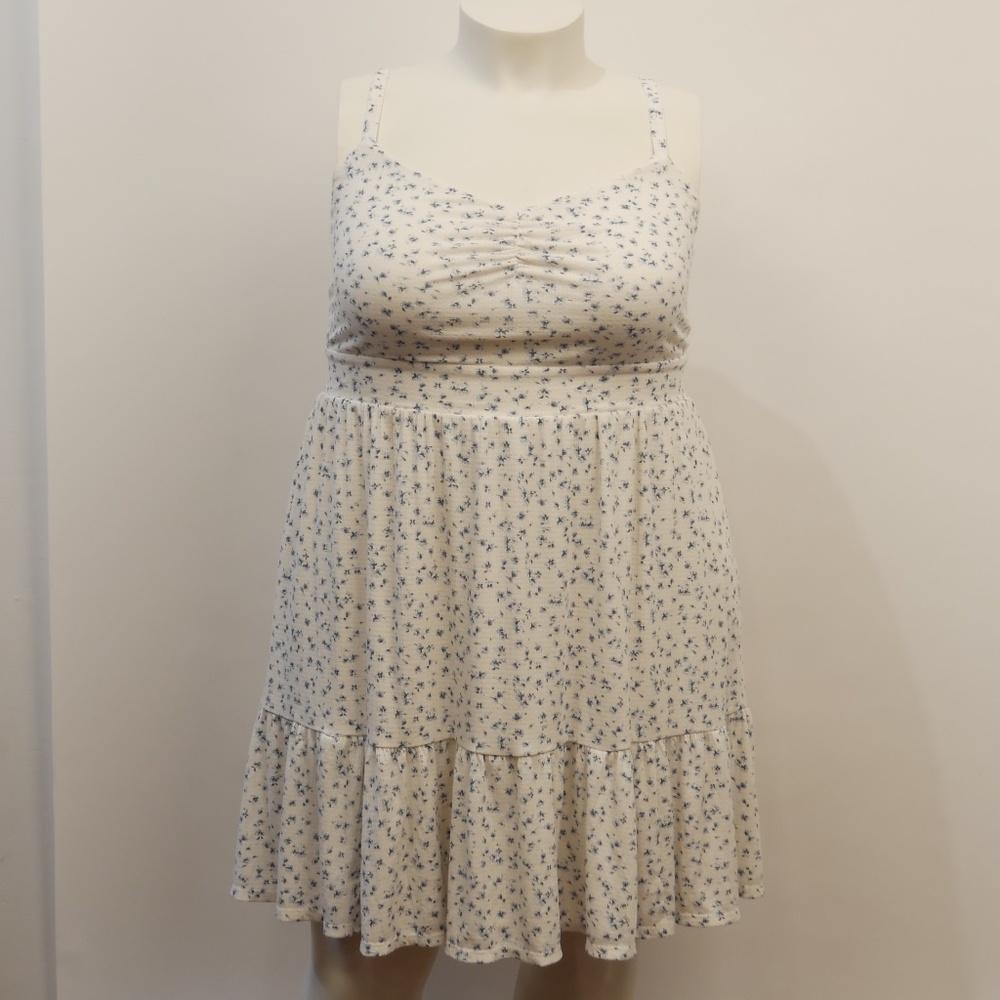 Torrid Plus Size 2X White Floral Sundress w Tie Back and Elastic Waist NWOT
